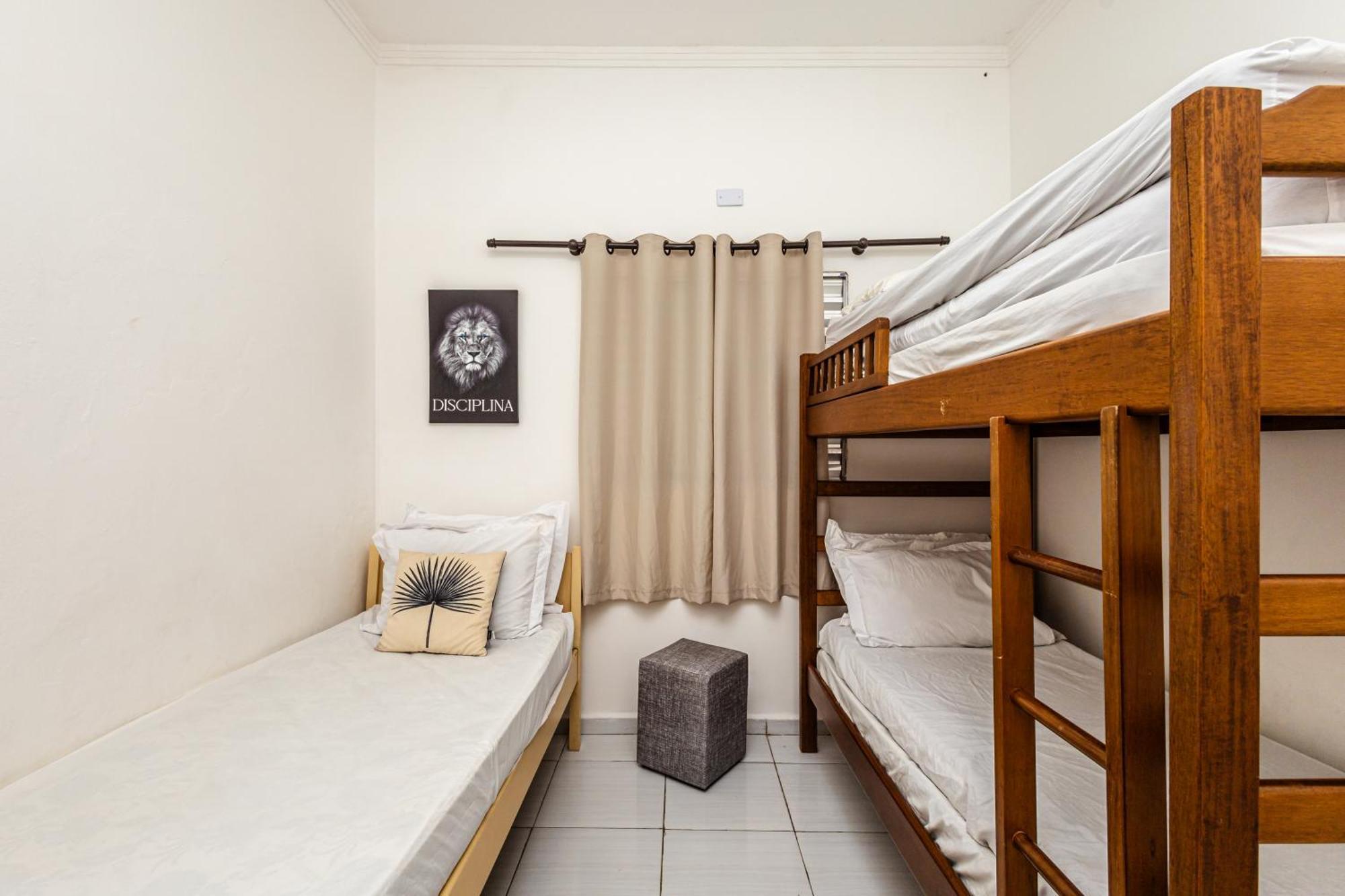 Holiday home Casa Com Ar Condicionado, Churrasqueira, Wi Fi 250mb E Estacionamento Gratis