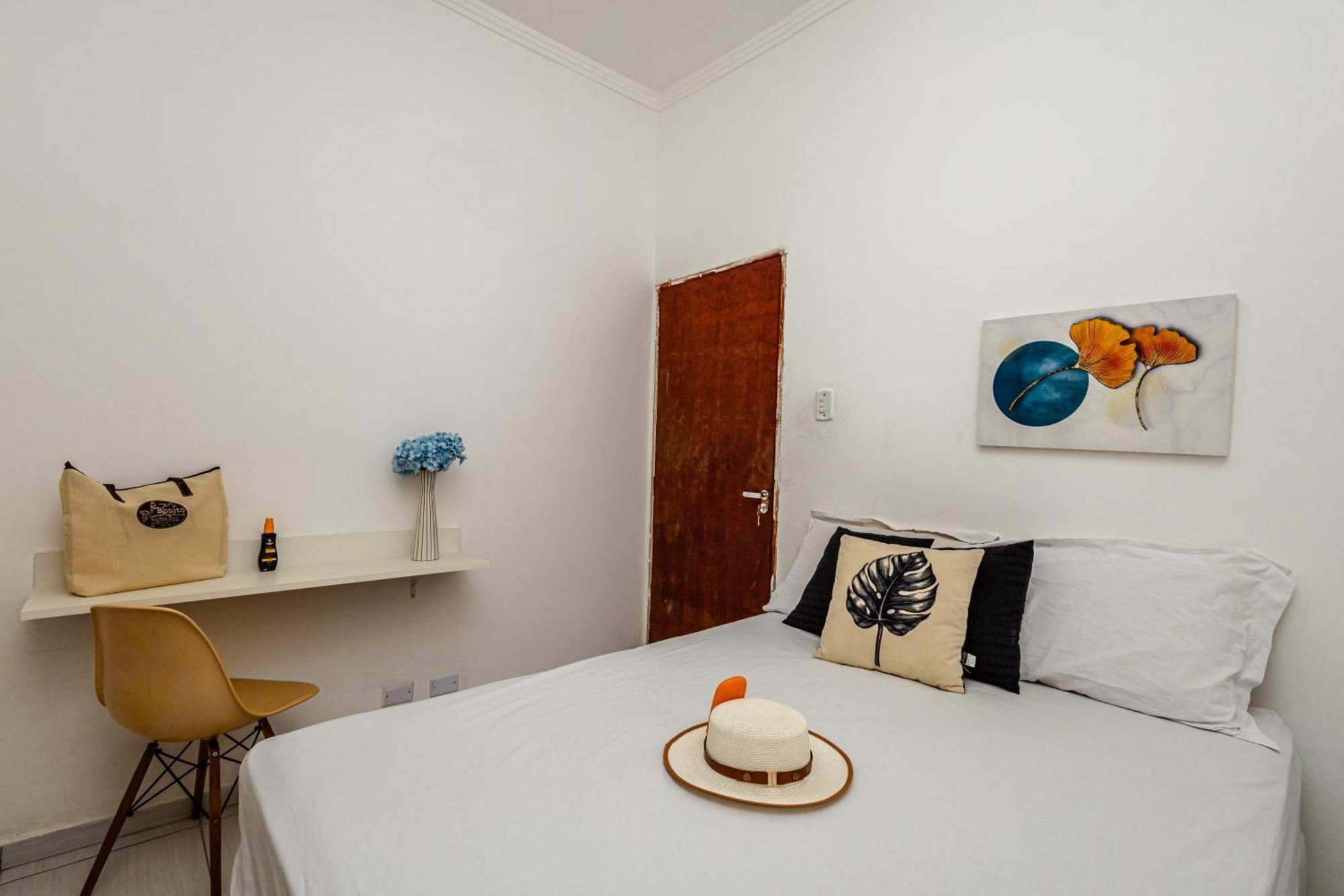 Casa Com Ar Condicionado, Churrasqueira, Wi Fi 250mb E Estacionamento Gratis